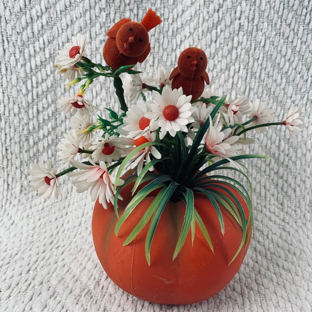 Vtg Christmas Home Decorative‎ Products Tomato Floral Arrangement Flocked Birds
